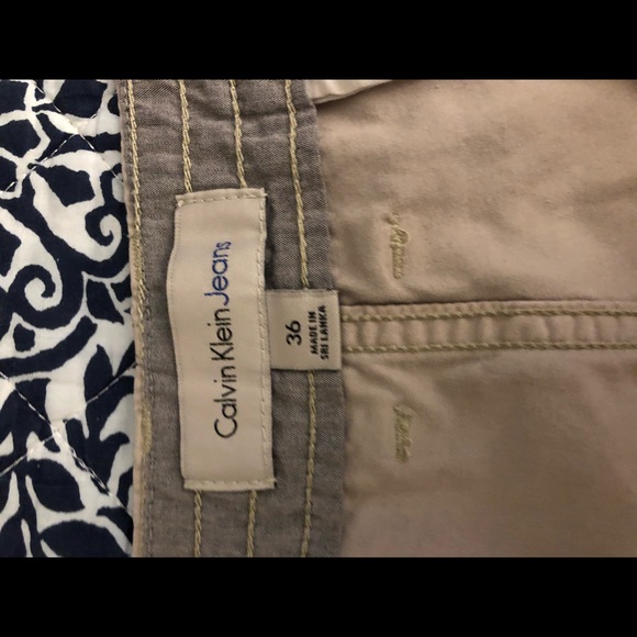 Men's Calvin Klein Shorts - Picture 3 of 3